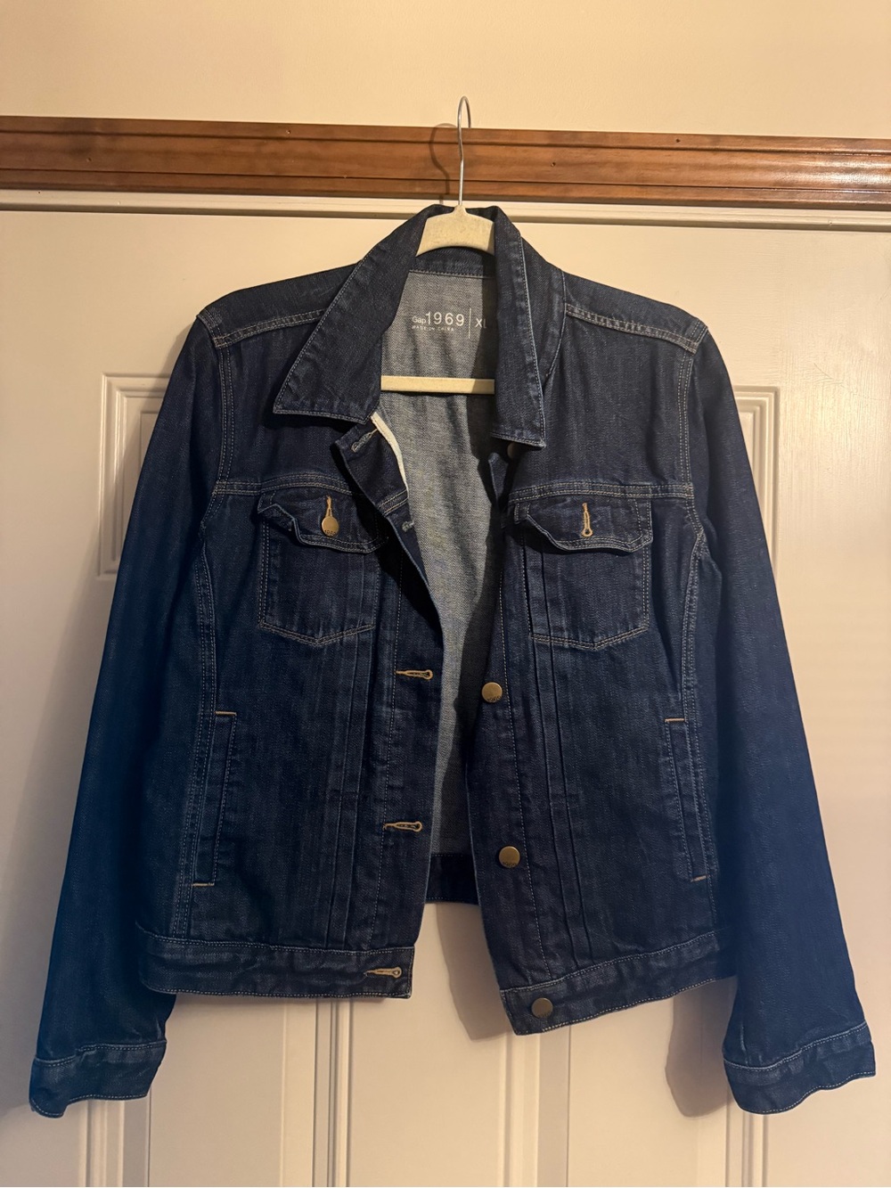 GAP Women's Dark Blue Denim Trucker Jacket